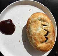 Devil's Den Cafe and Takeaway - Accommodation Cairns