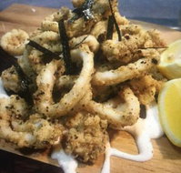 Lakers Tavern - Accommodation Cairns