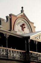 Prince Of Wales Hotel - Bistro - Accommodation Cairns 1