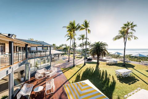 The Bay Club - Accommodation Cairns 0