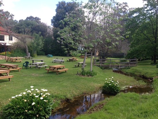 Mount Helena WA Accommodation Cairns