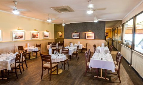 Sails Restaurant - Accommodation Cairns 0