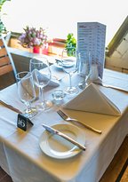 Sails Restaurant - Accommodation Cairns 1