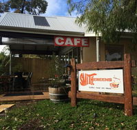 Smithereens Cafe - Accommodation Cairns