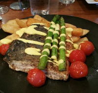 Tower Hotel Bistro - Accommodation Cairns