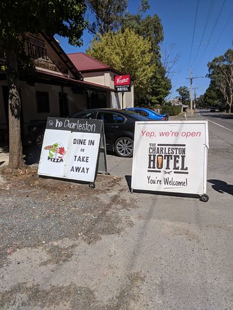Charleston Hotel - Accommodation Cairns 0
