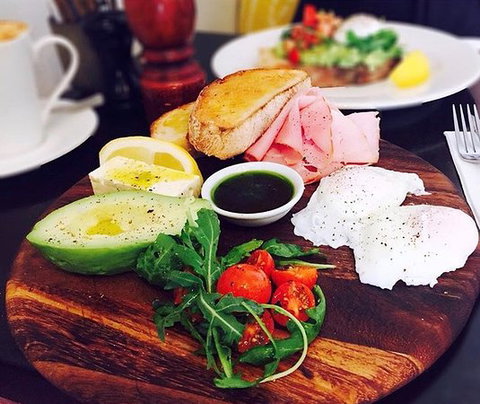 Double Shot New Farm - Accommodation Cairns 0