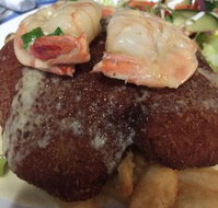 Larrikin Hotel Bistro. - Accommodation Cairns