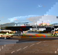 The Birdcage Hotel Pty Ltd - Accommodation Cairns