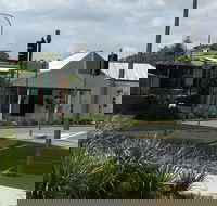 2 Streets Over - Accommodation Cairns
