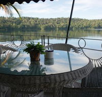 Lake Barrine Tea House Restaurant And Cottage Accomodation