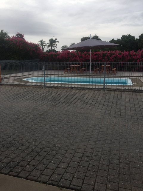 Bororen Hotel Restaurant - Accommodation Cairns 1