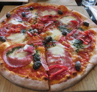 Acqua e Farina Woodfire Pizzeria - Accommodation Cairns