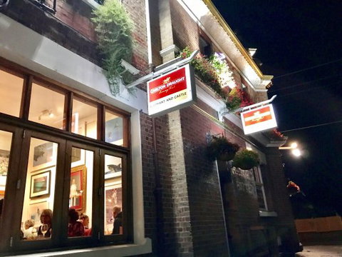 Elephant & Castle Hotel - Accommodation Cairns 0