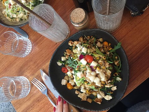 FacePlant Cafe - Accommodation Cairns 0