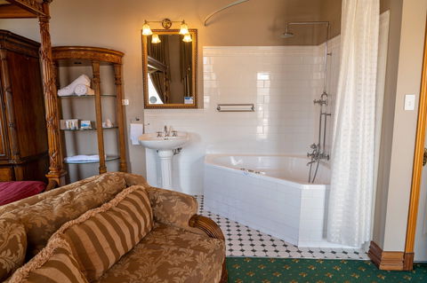 Denison Boutique Hotel - Accommodation Cairns 8
