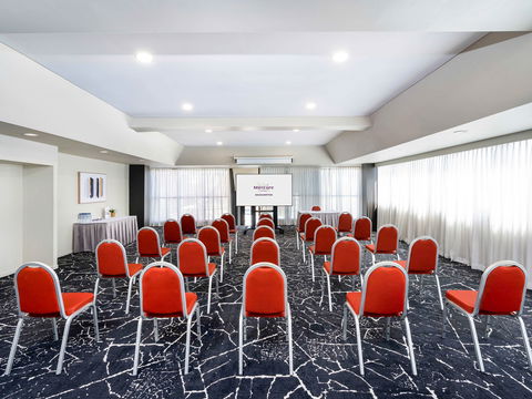 Mercure Rockhampton - Accommodation Cairns 9