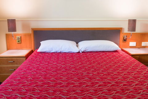 The Q Motel - Accommodation Cairns 2