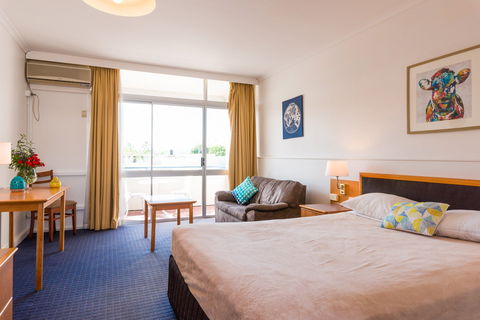 The Q Motel - Accommodation Cairns 4