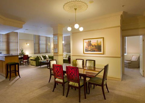 Royal Albert Hotel - Accommodation Cairns 6