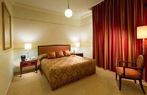 Royal Albert Hotel - Accommodation Cairns 10