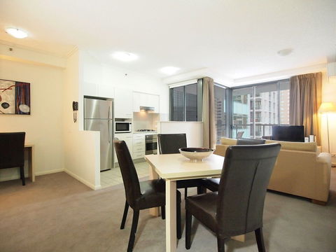 Oaks 212 Margaret - Accommodation Cairns 1