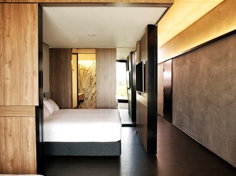 A By Adina Canberra - Accommodation Cairns 6