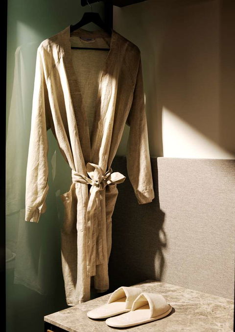 A By Adina Canberra - Accommodation Cairns 8