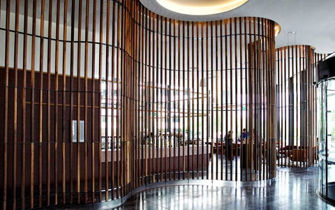 A By Adina Canberra - Accommodation Cairns 10