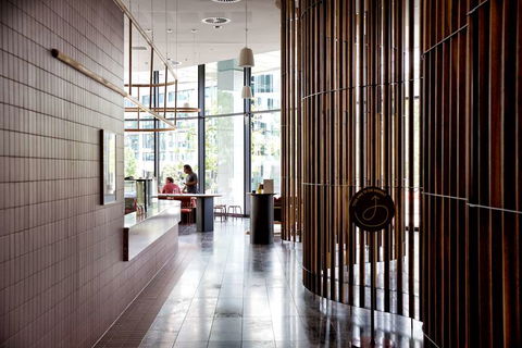 A By Adina Canberra - Accommodation Cairns 11