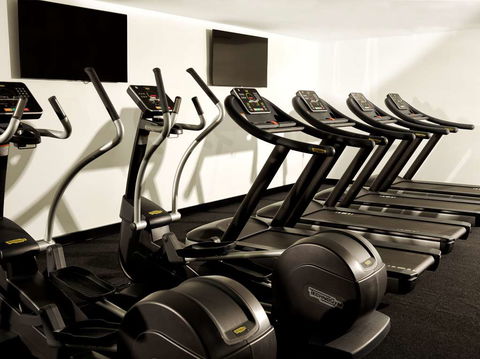 A By Adina Canberra - Accommodation Cairns 12