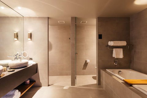 Macq 01 Hotel - Accommodation Cairns 5