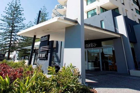 Mantra Broadbeach on the Park - Accommodation Cairns 0