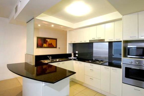 Mantra Broadbeach on the Park - Accommodation Cairns 11