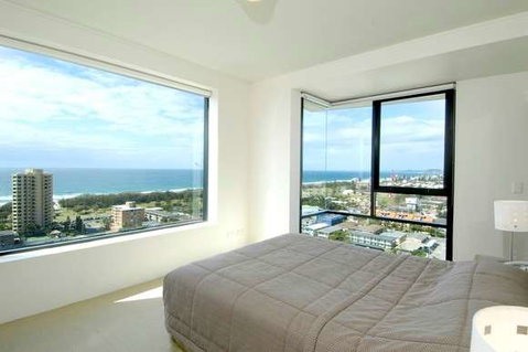 Mantra Broadbeach on the Park - Accommodation Cairns 12