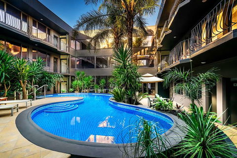 Best Western Plus Travel Inn Hotel - Accommodation Cairns 9