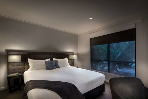 Crest on Park - Accommodation Cairns 4
