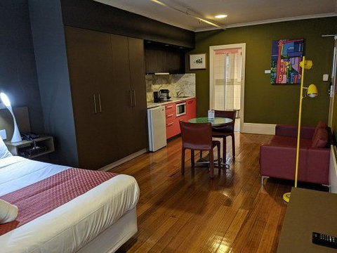 Tolarno Hotel - Accommodation Cairns 5