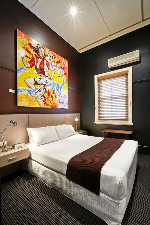 Tolarno Hotel - Accommodation Cairns 7
