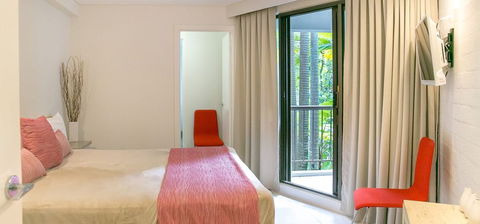 Ocean Breeze Resort - Accommodation Cairns 1