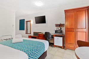 The Coffee House Apartments & Bistro - Accommodation Cairns 2