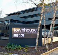Townhouse Hotel Wagga