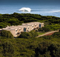 Margarets Beach Resort - Accommodation Cairns