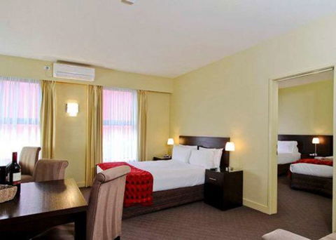 Comfort Inn & Suites City Views - Accommodation Cairns 4