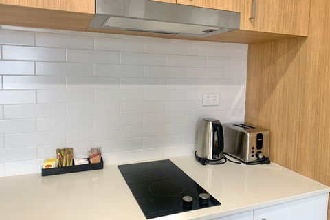 Governor Macquarie Motor Inn - Accommodation Cairns 7