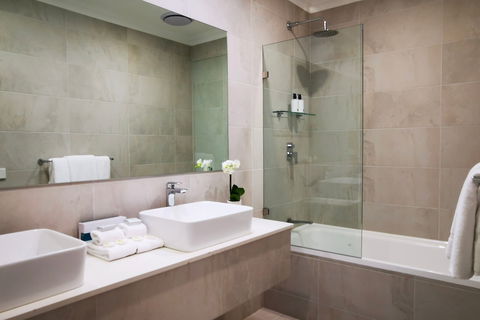 Governor Macquarie Motor Inn - Accommodation Cairns 10