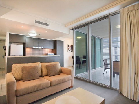 Oaks Casino Towers - Accommodation Cairns 2