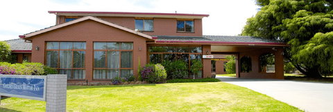 Golden Grain Motor Inn - Accommodation Cairns 0