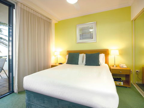Oaks Calypso Plaza Resort - Accommodation Cairns 2