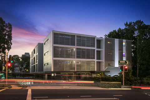 Good Life Suites - Accommodation Cairns 2